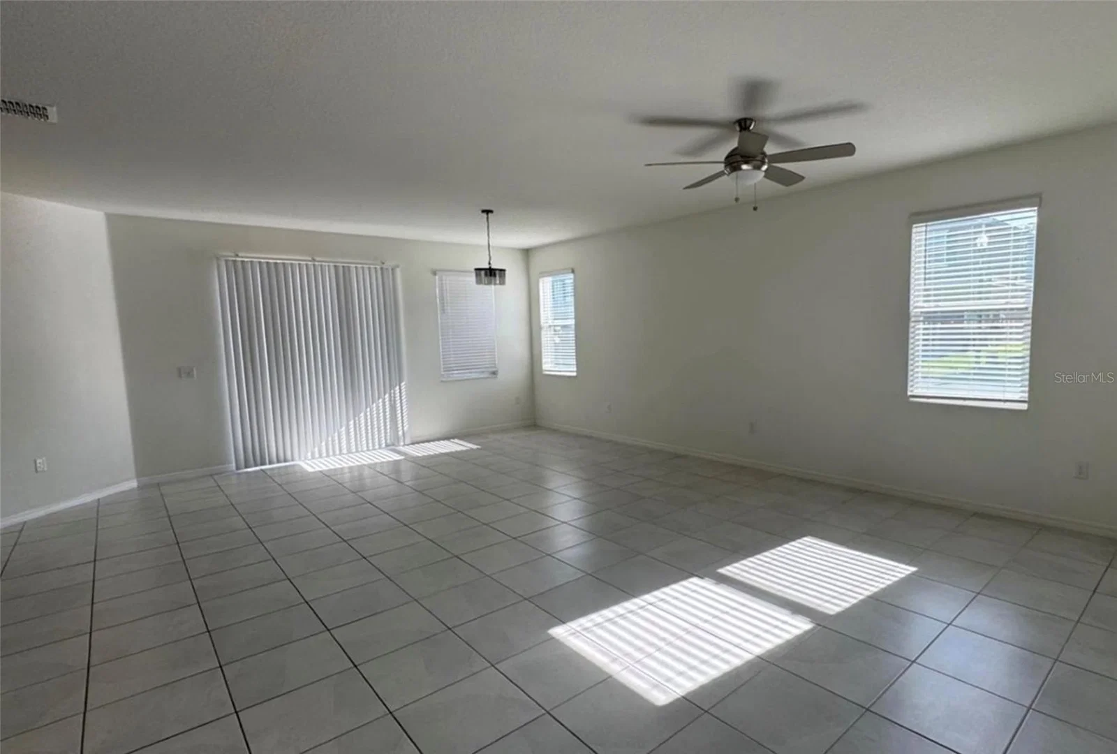 Photo 5 of 7054 CRUZ Court