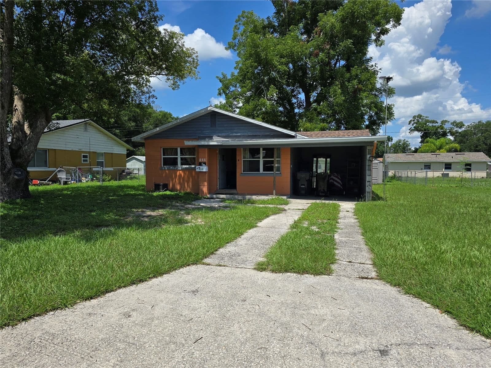 Photo 4 of 515 MONTICELLO Avenue