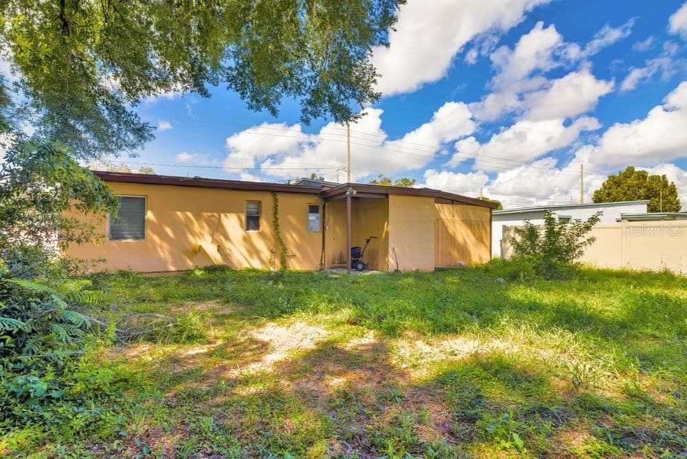 Photo 4 of 1227 PINE HILLS Road