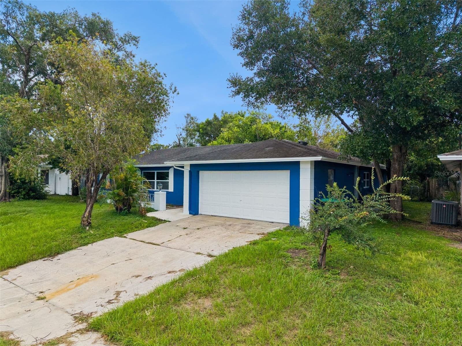 3334 YOUNG Street