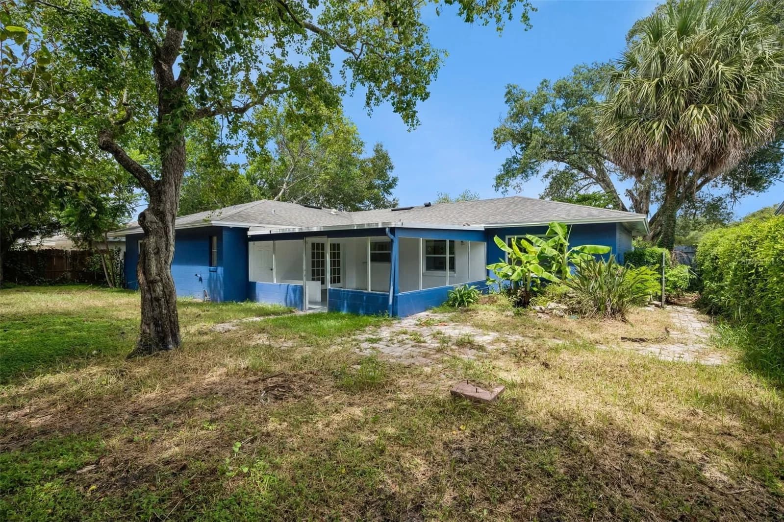 Photo 4 of 3334 YOUNG Street
