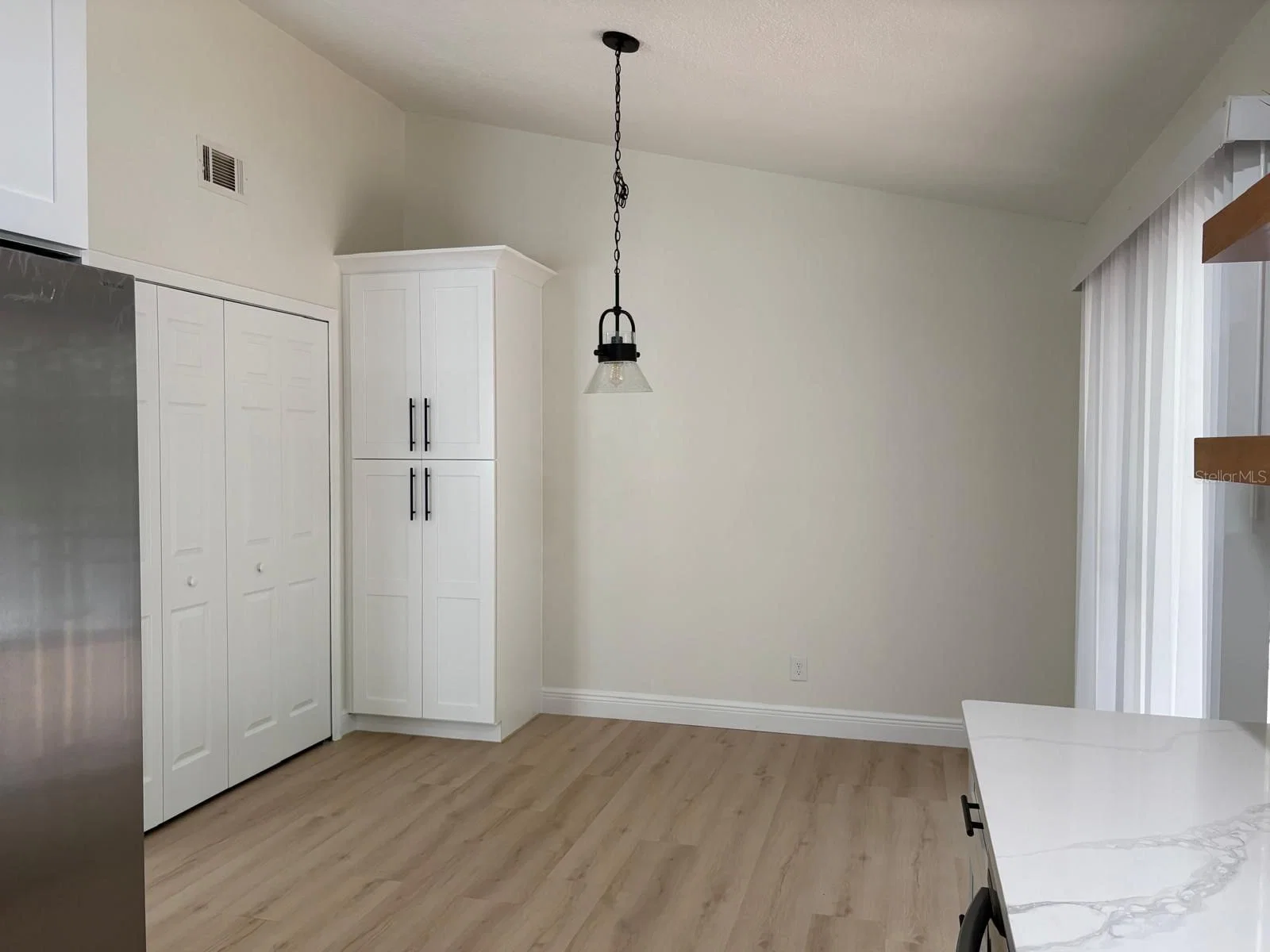 Photo 4 of 255 TOM SAWYER Court