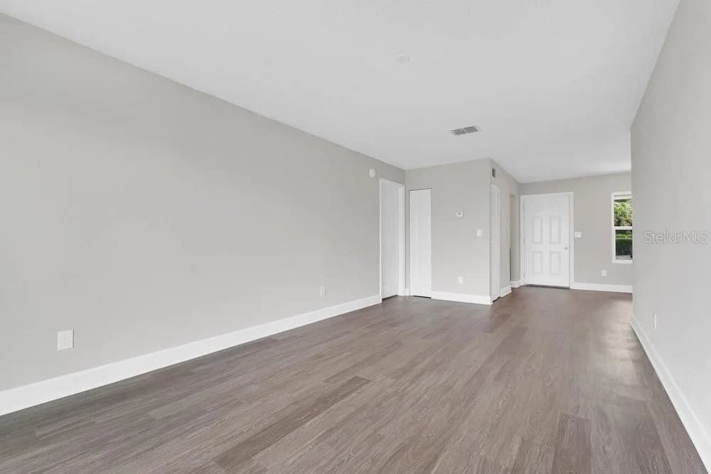 Photo 5 of 2500 WOODGATE Boulevard #104
