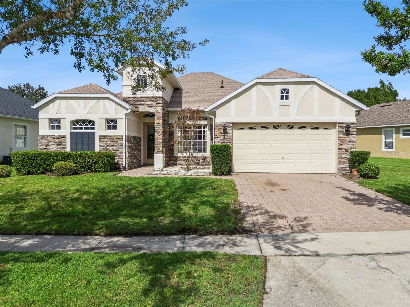 Photo 4 of 16460 TUDOR GROVE Drive