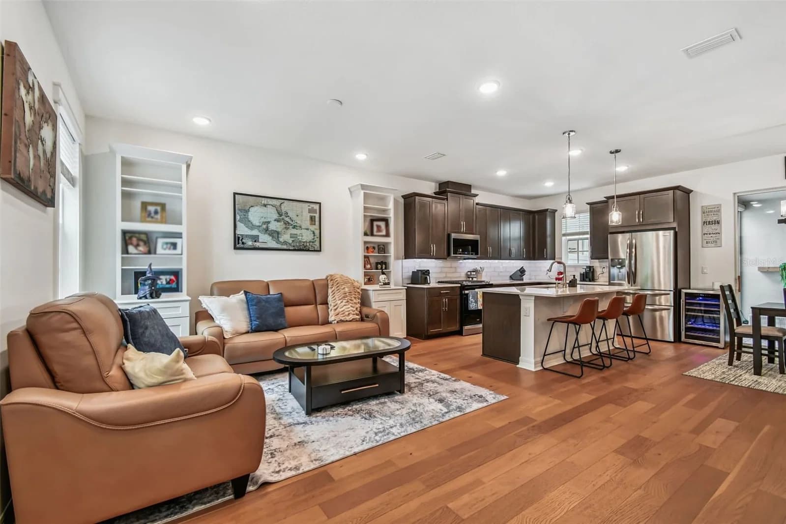 Photo 4 of 1845 ISLAND VILLAGE Way