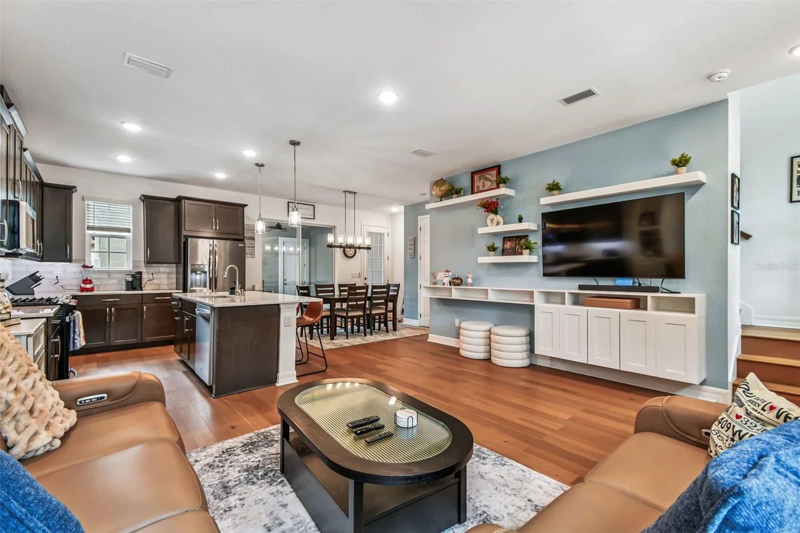 Photo 5 of 1845 ISLAND VILLAGE Way