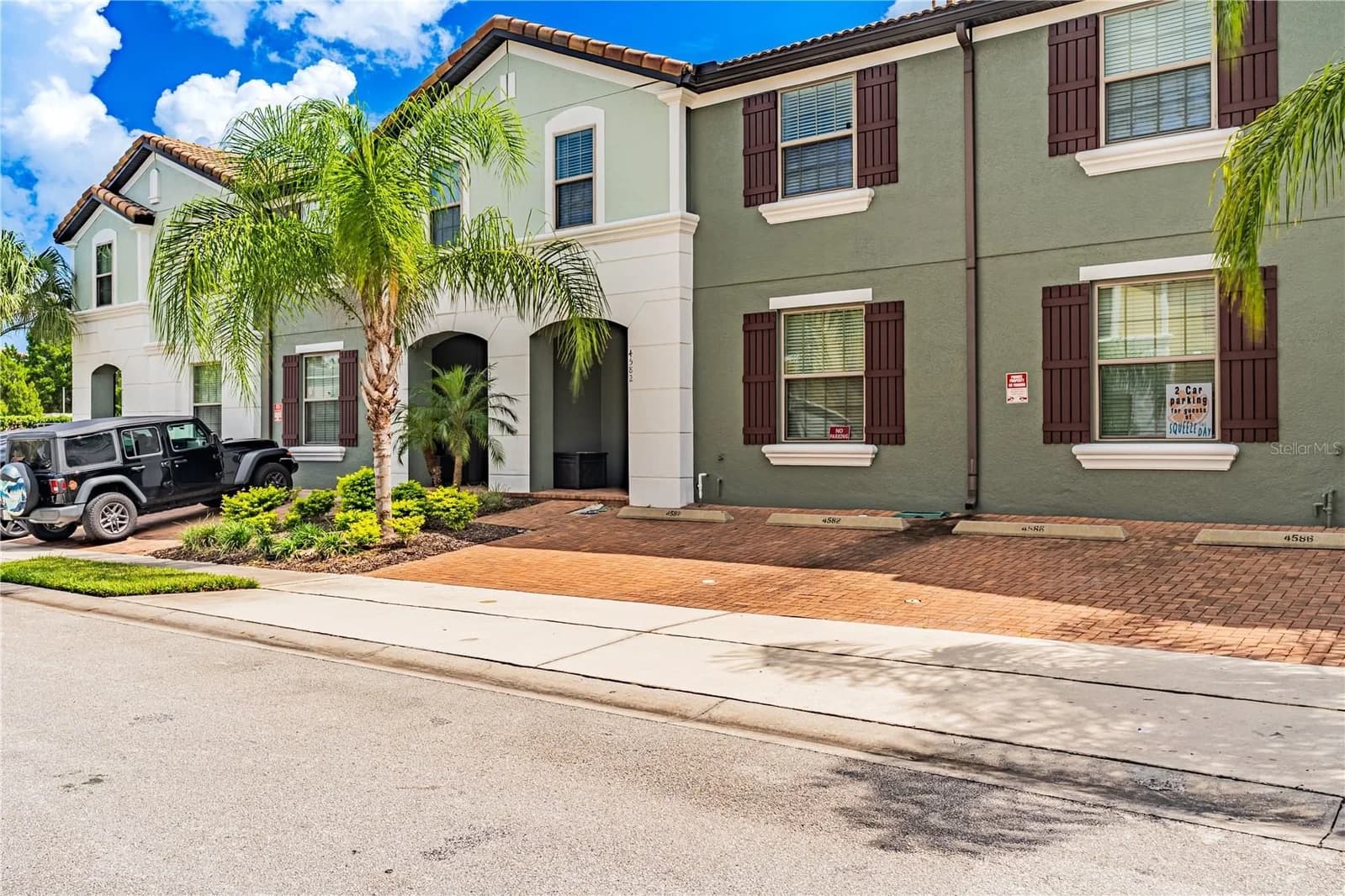 4582 TERRASONESTA Drive
