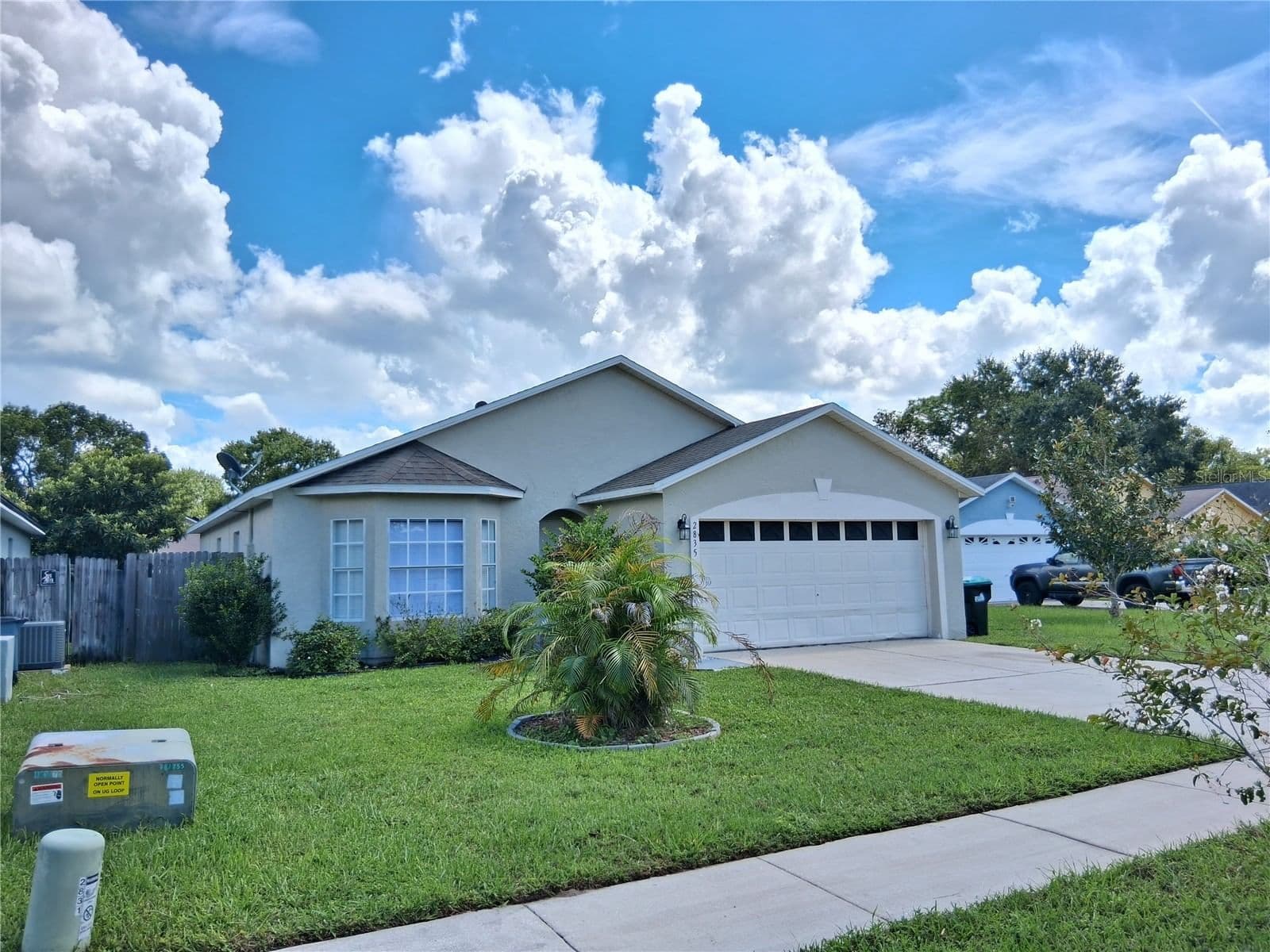 2835 PALM ISLE Way