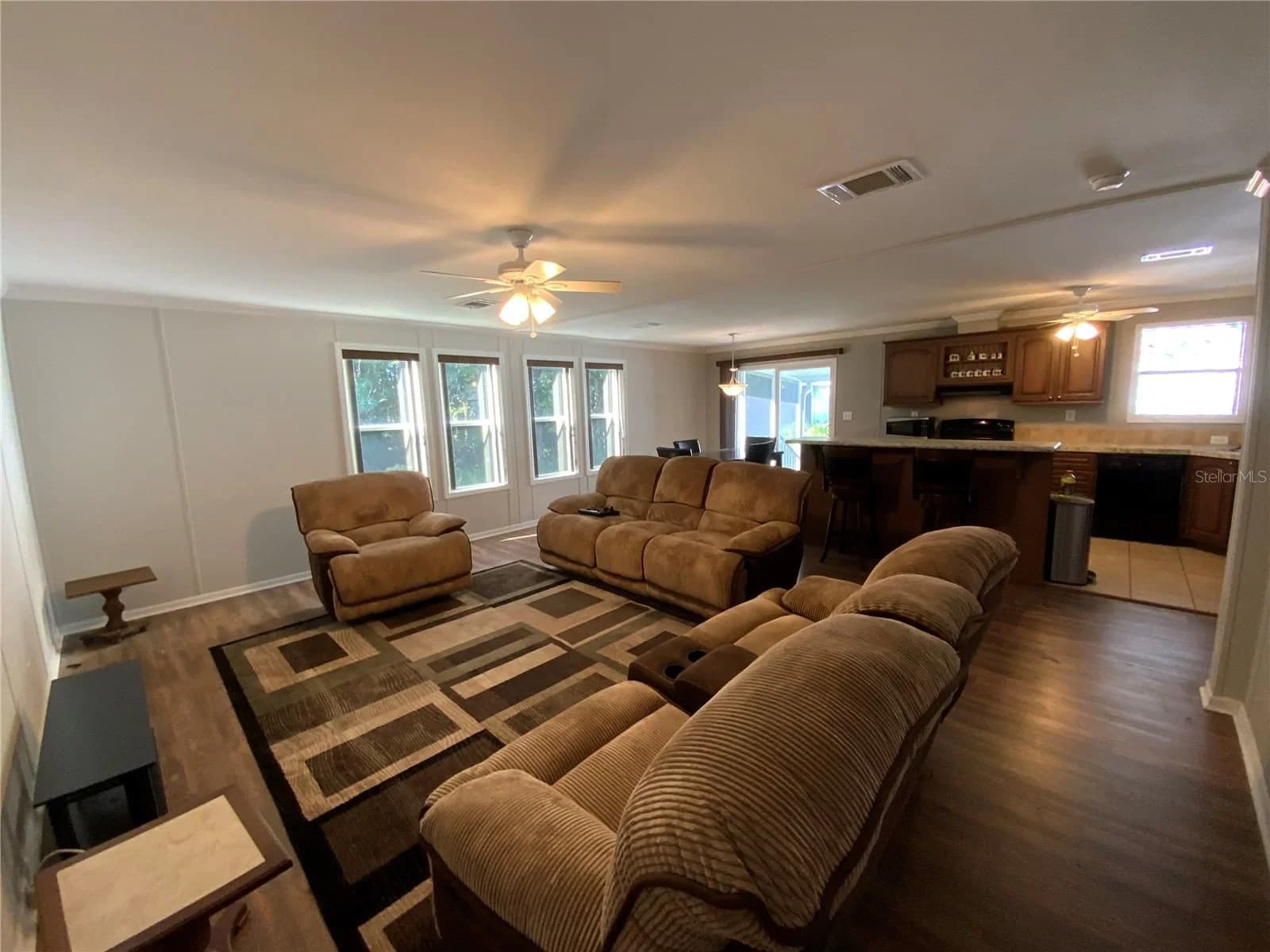 Photo 5 of 7832 WALKERS CAY Avenue