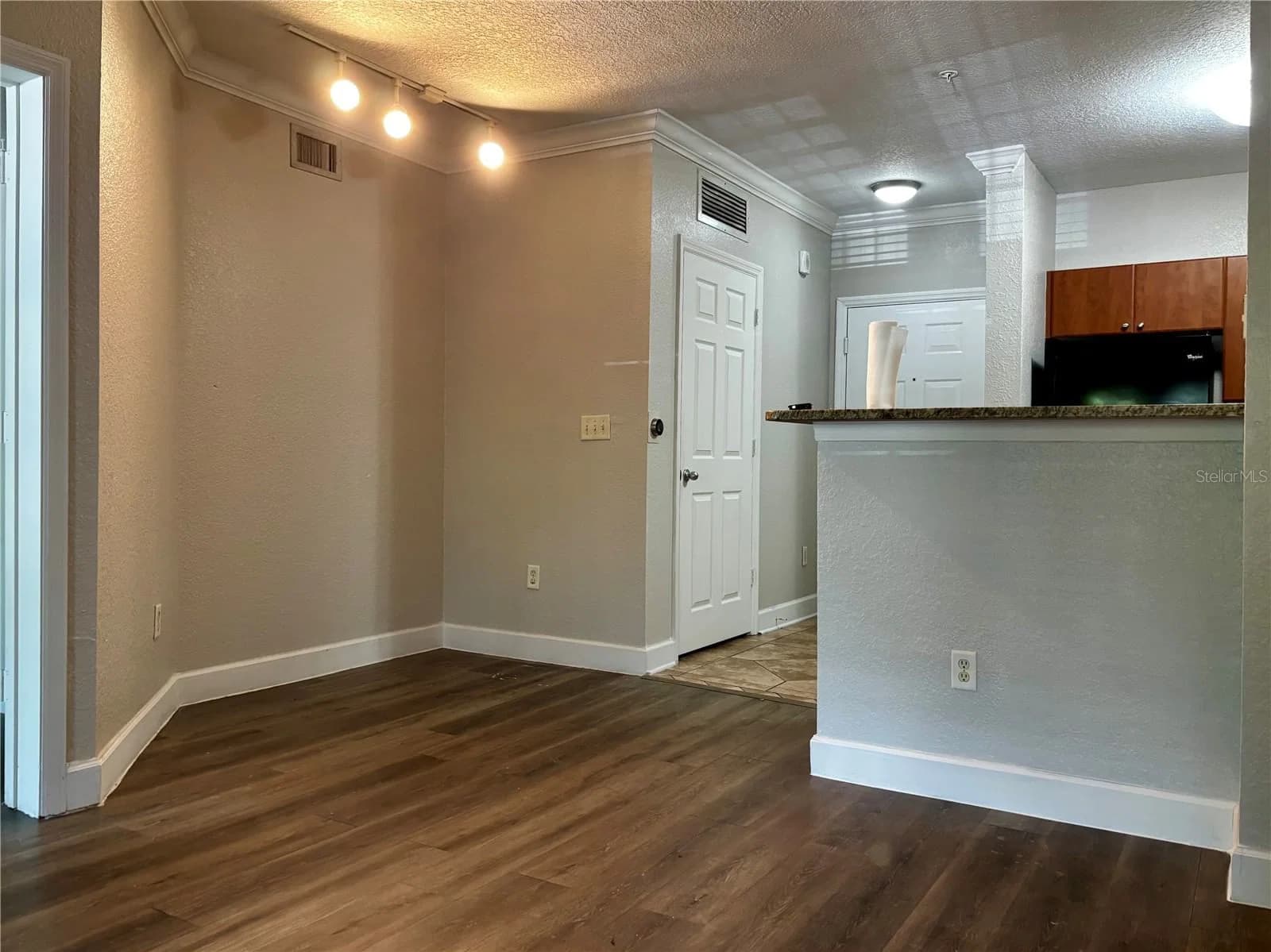 Photo 4 of 304 SOUTH Street #2019