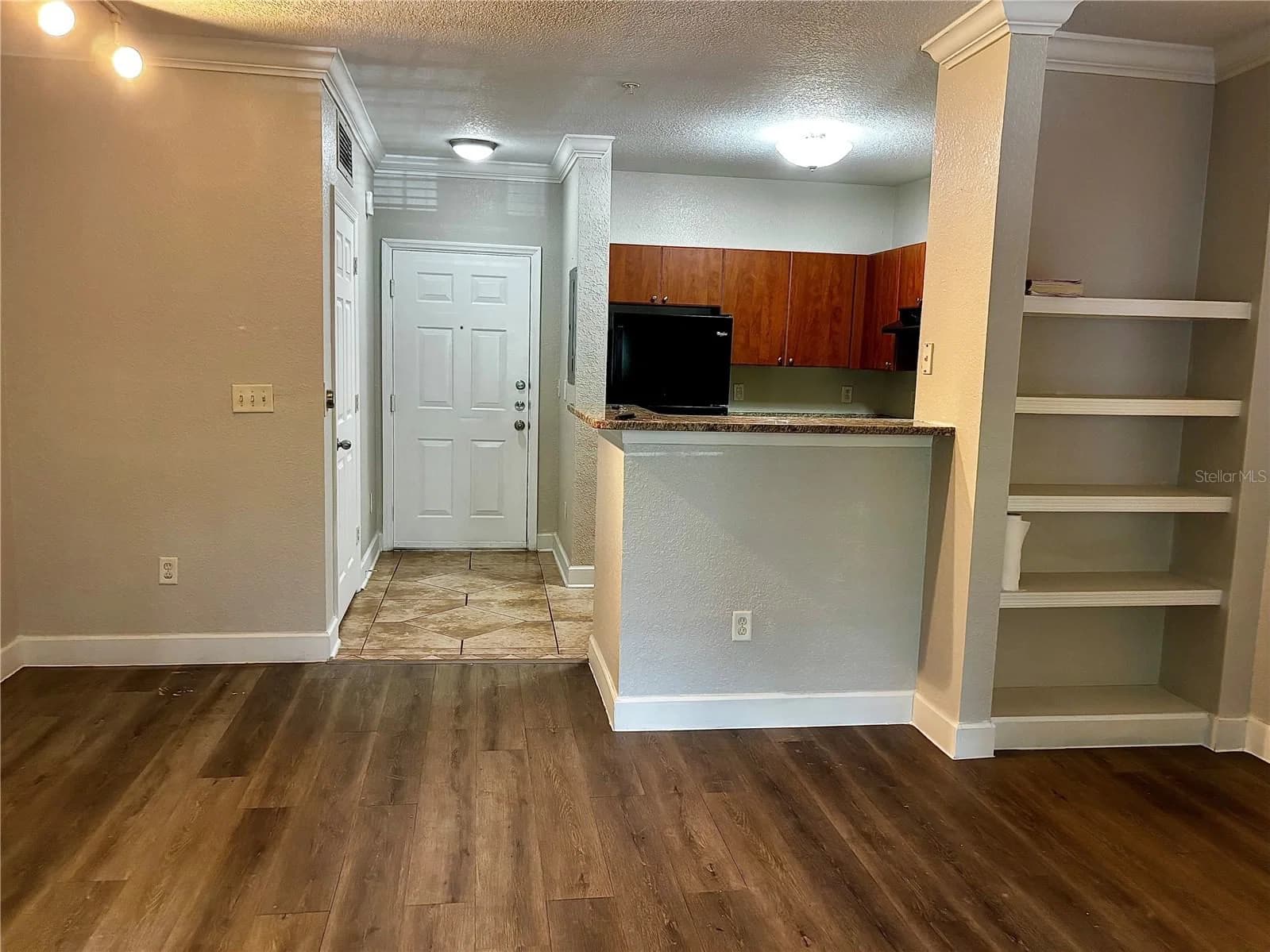 Photo 5 of 304 SOUTH Street #2019