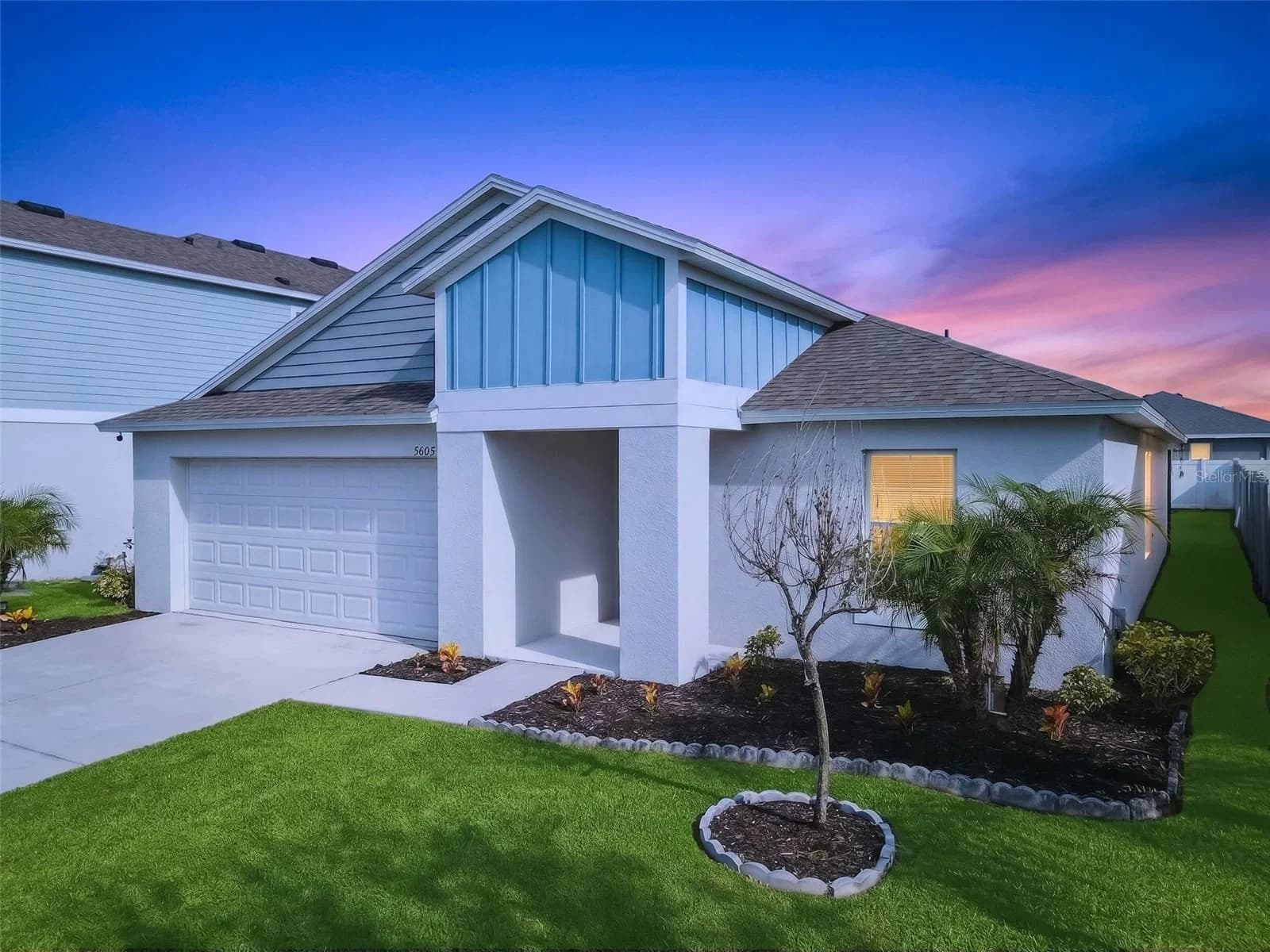5605 ARLINGTON RIVER Drive