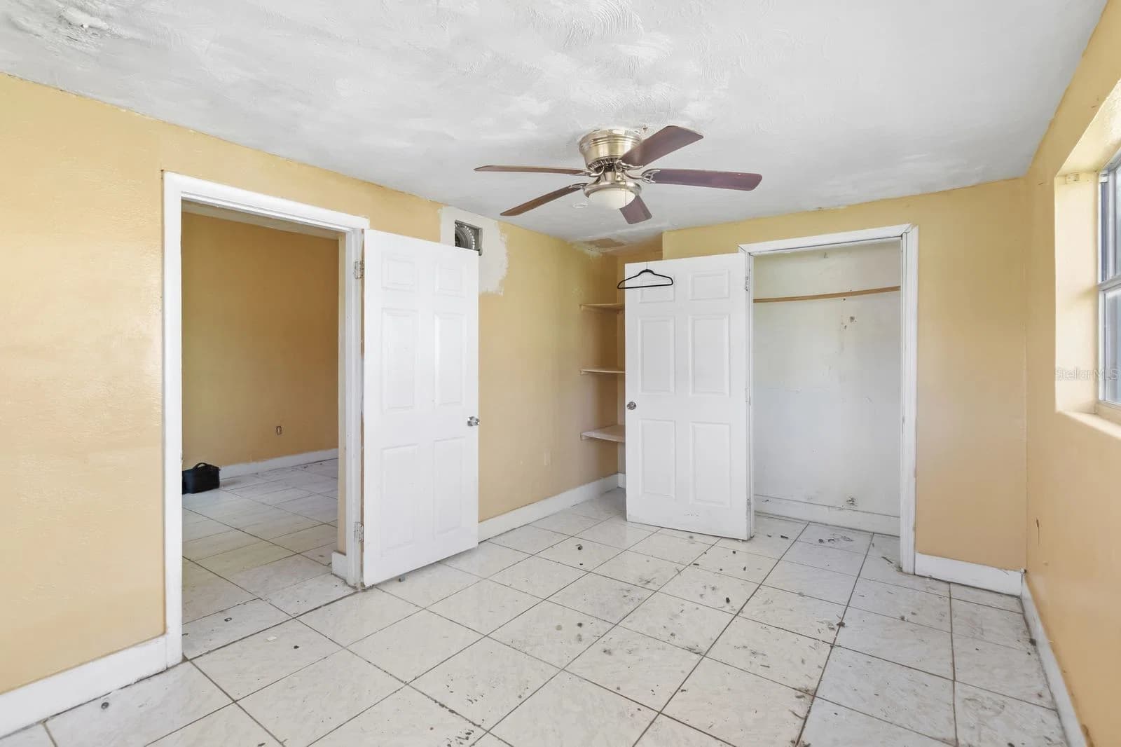 Photo 5 of 4058 SHELLMAN Street
