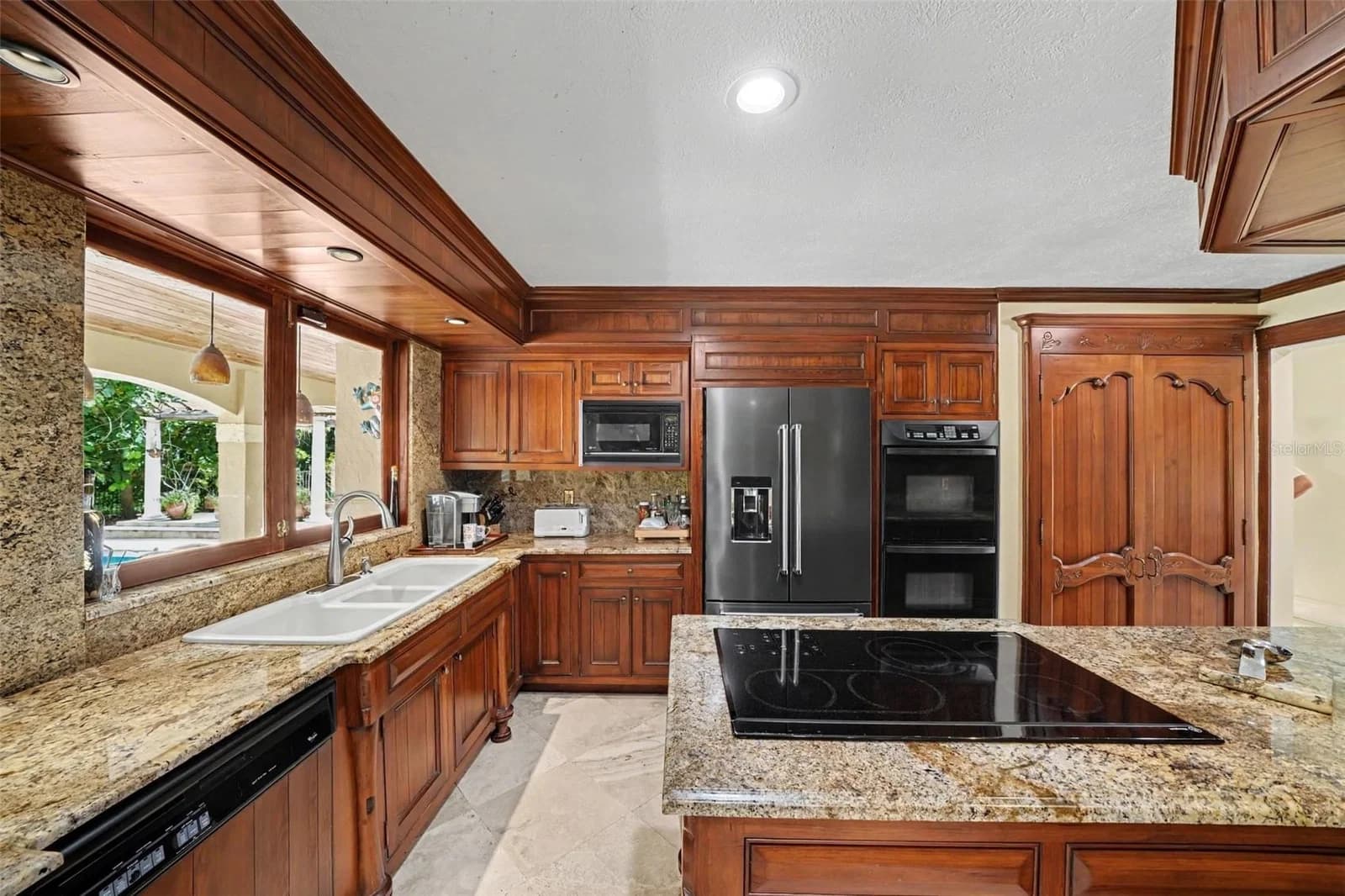 Photo 5 of 1820 WINGFIELD Drive