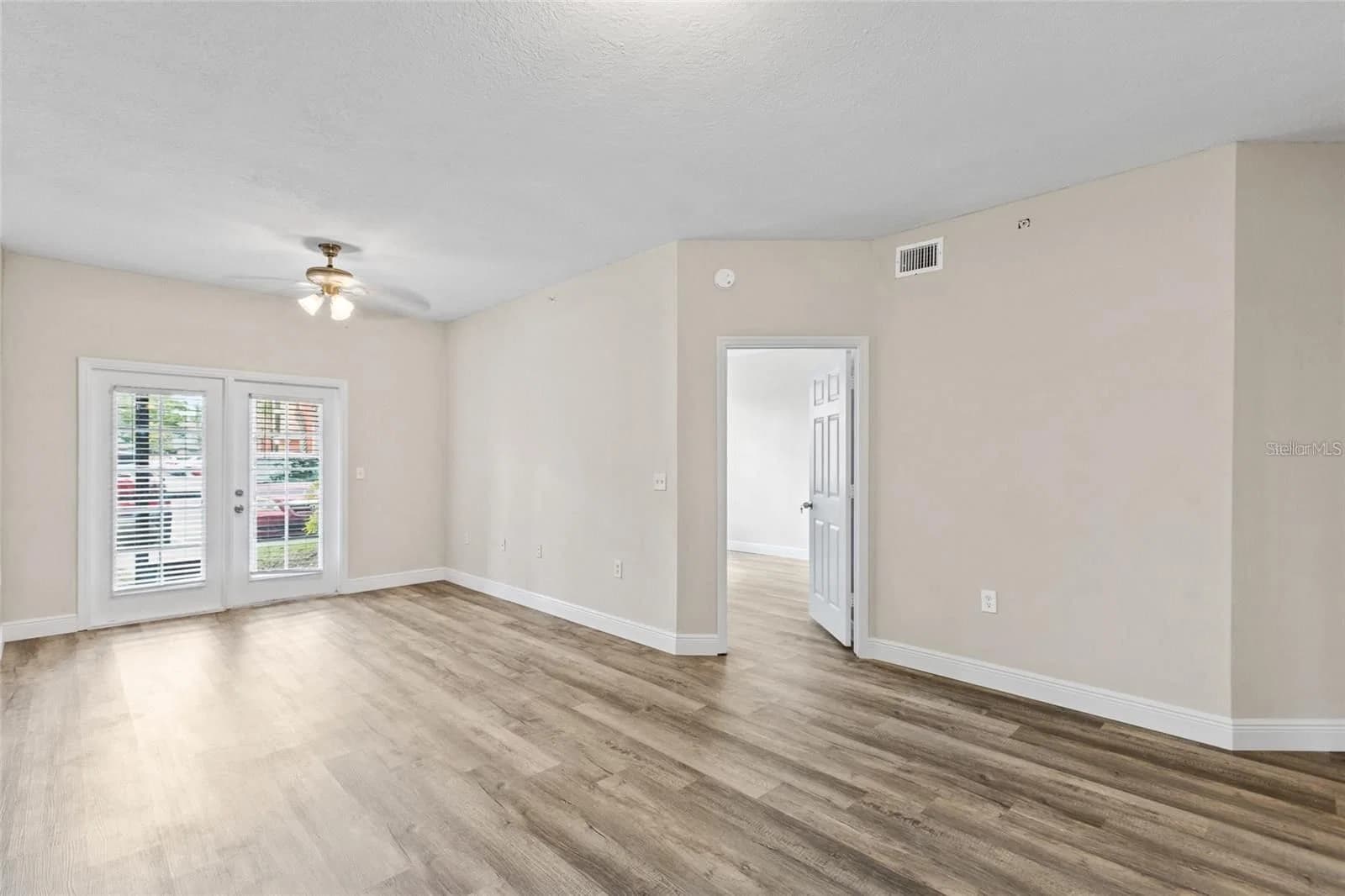 Photo 3 of 10855 WINDSOR WALK Drive #5107