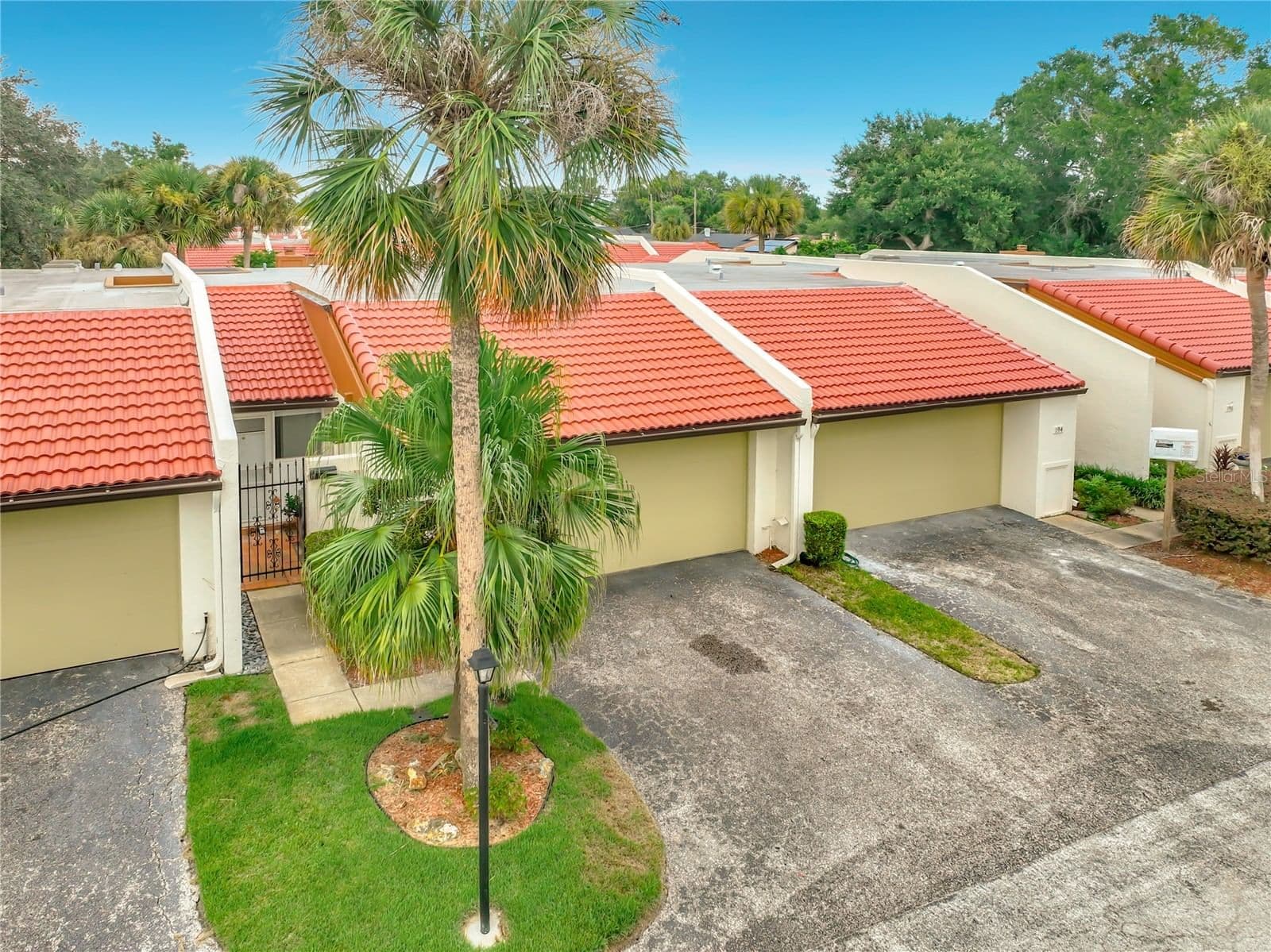 192 BALFOUR Drive #2
