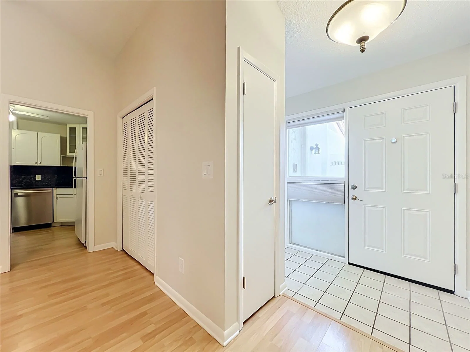 Photo 5 of 192 BALFOUR Drive #2