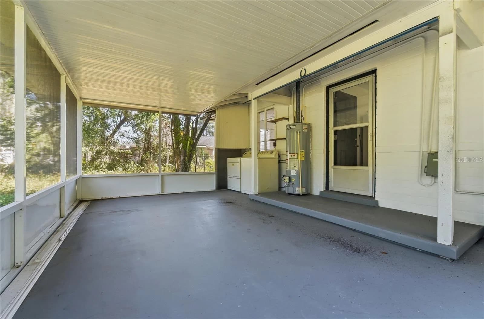 Photo 4 of 1615 9TH Street