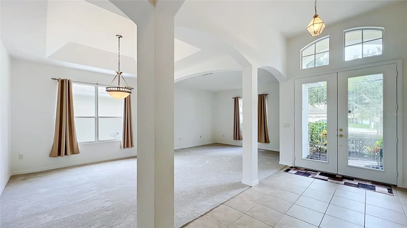 Photo 4 of 6930 REMINGTON VIEW Court
