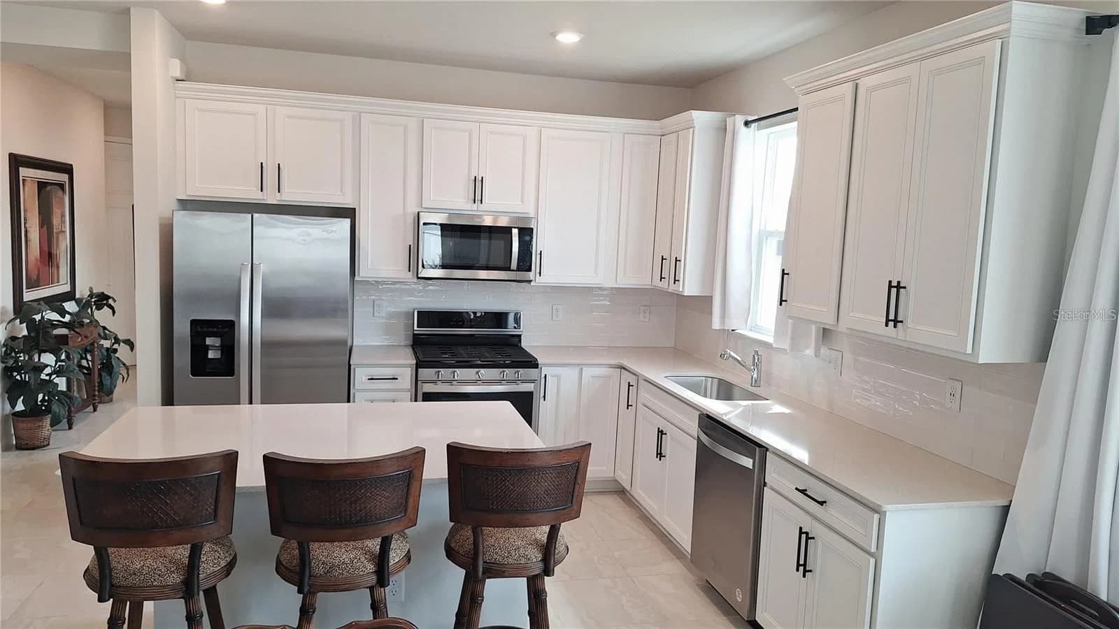 Photo 4 of 15193 AQUA SOL Lane