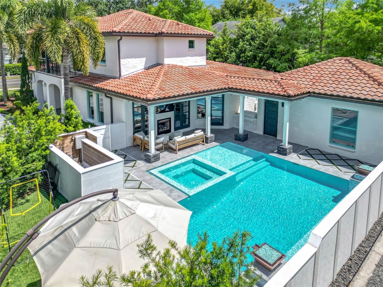 2614 PARKLAND Drive