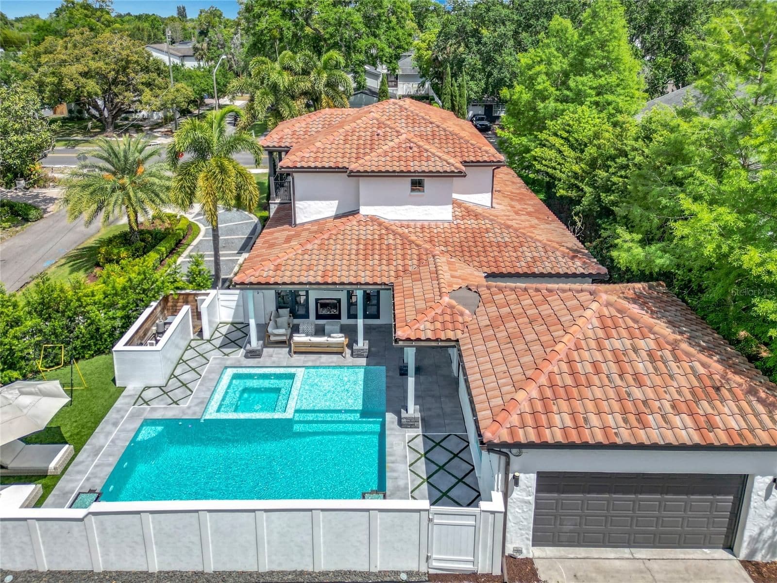 2614 PARKLAND Drive