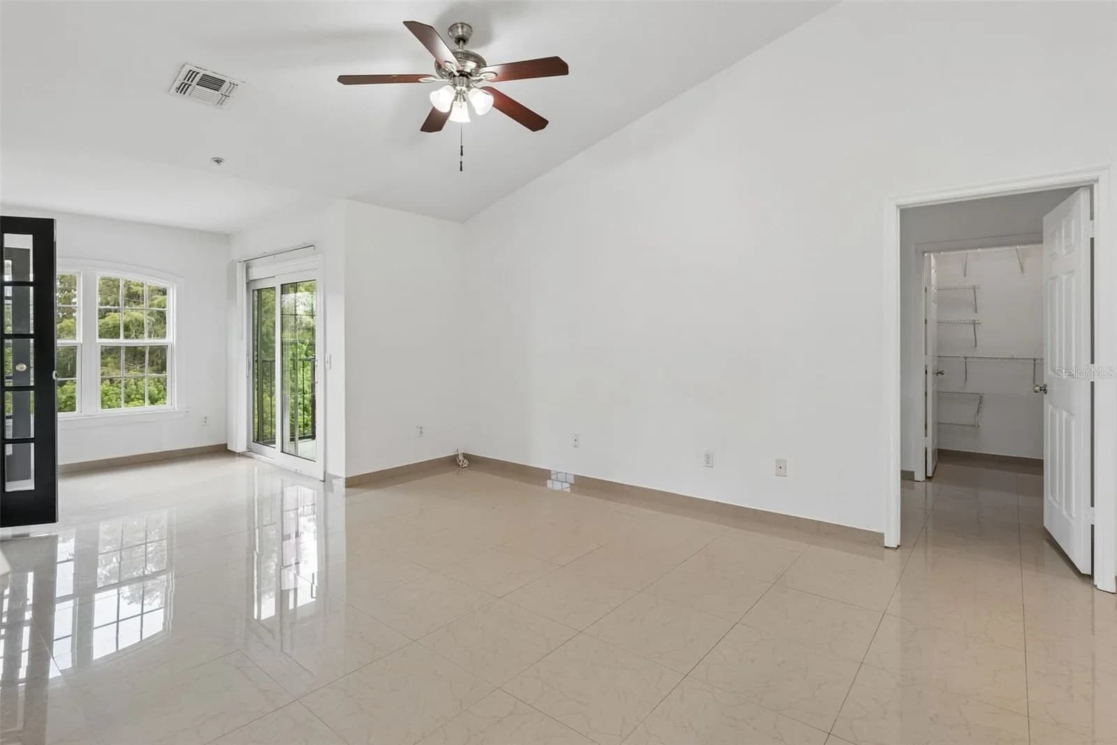 Photo 4 of 6530 SWISSCO Drive #1122