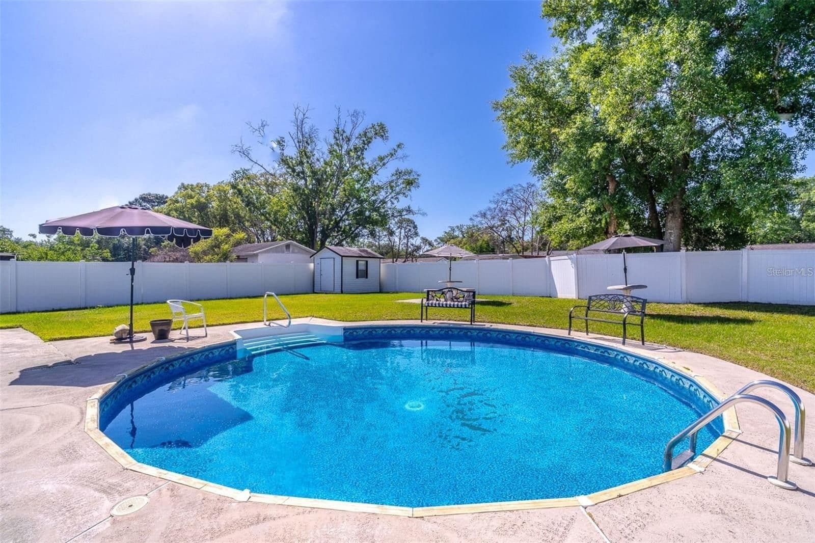 3226 KELVINGTON Drive