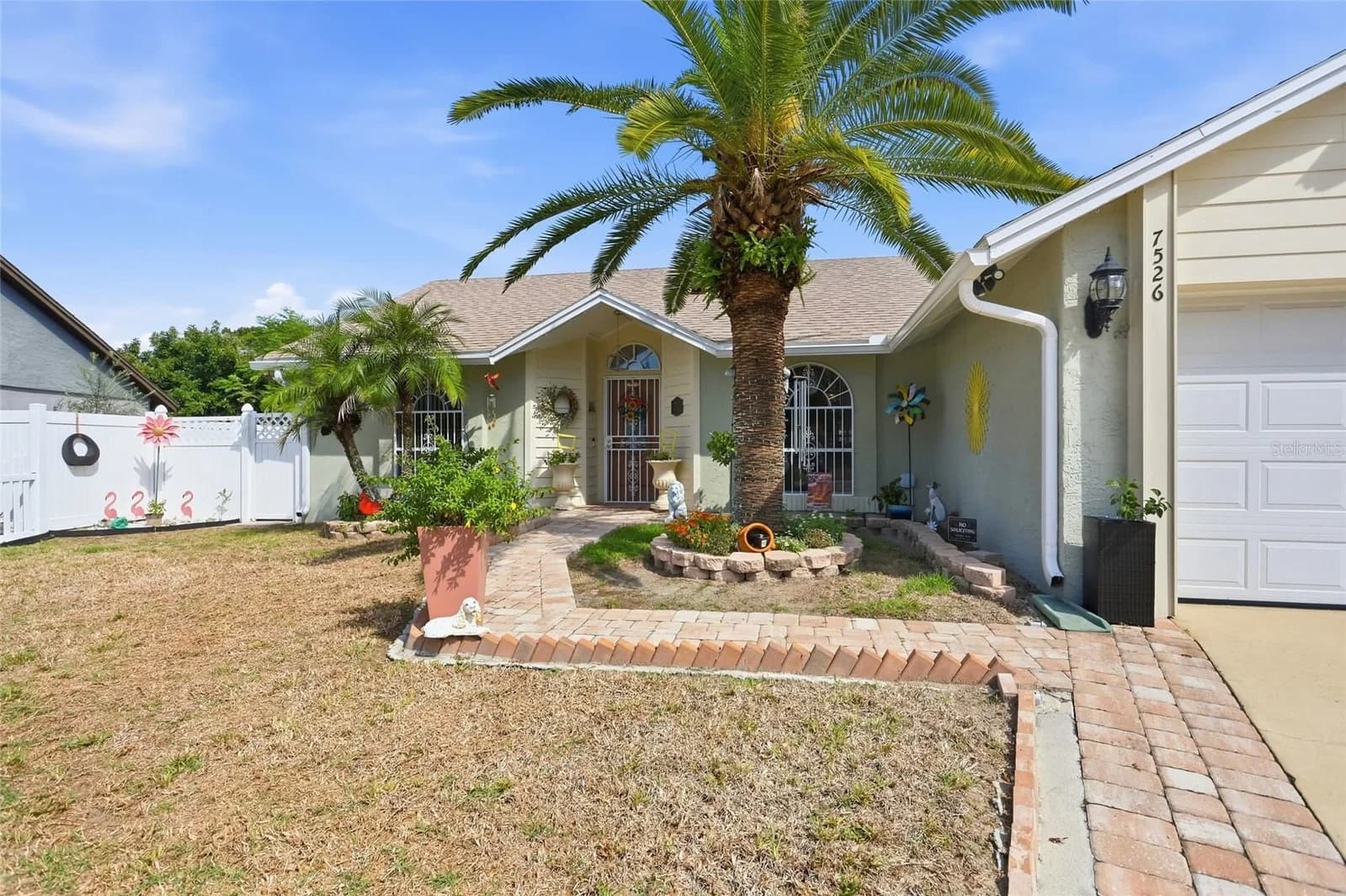 Photo 4 of 7526 COVEDALE Drive