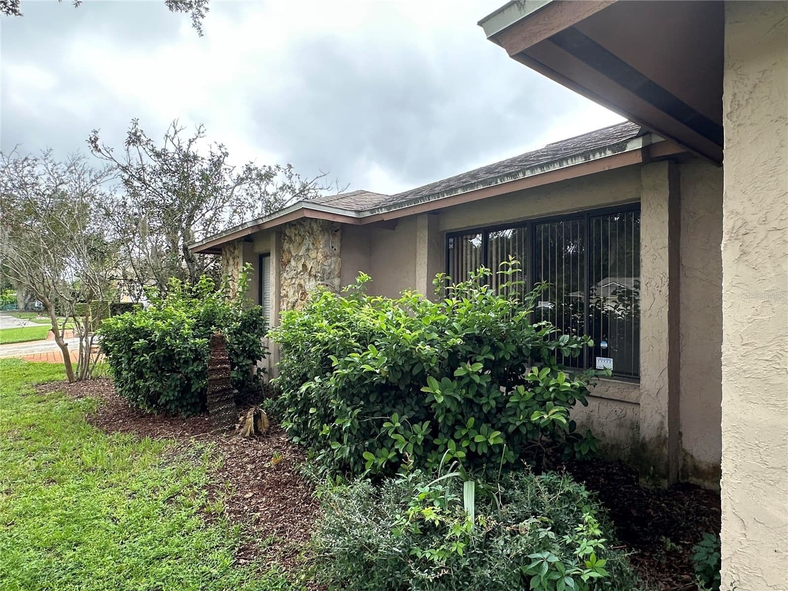Photo 5 of 4737 DUNBARTON Drive