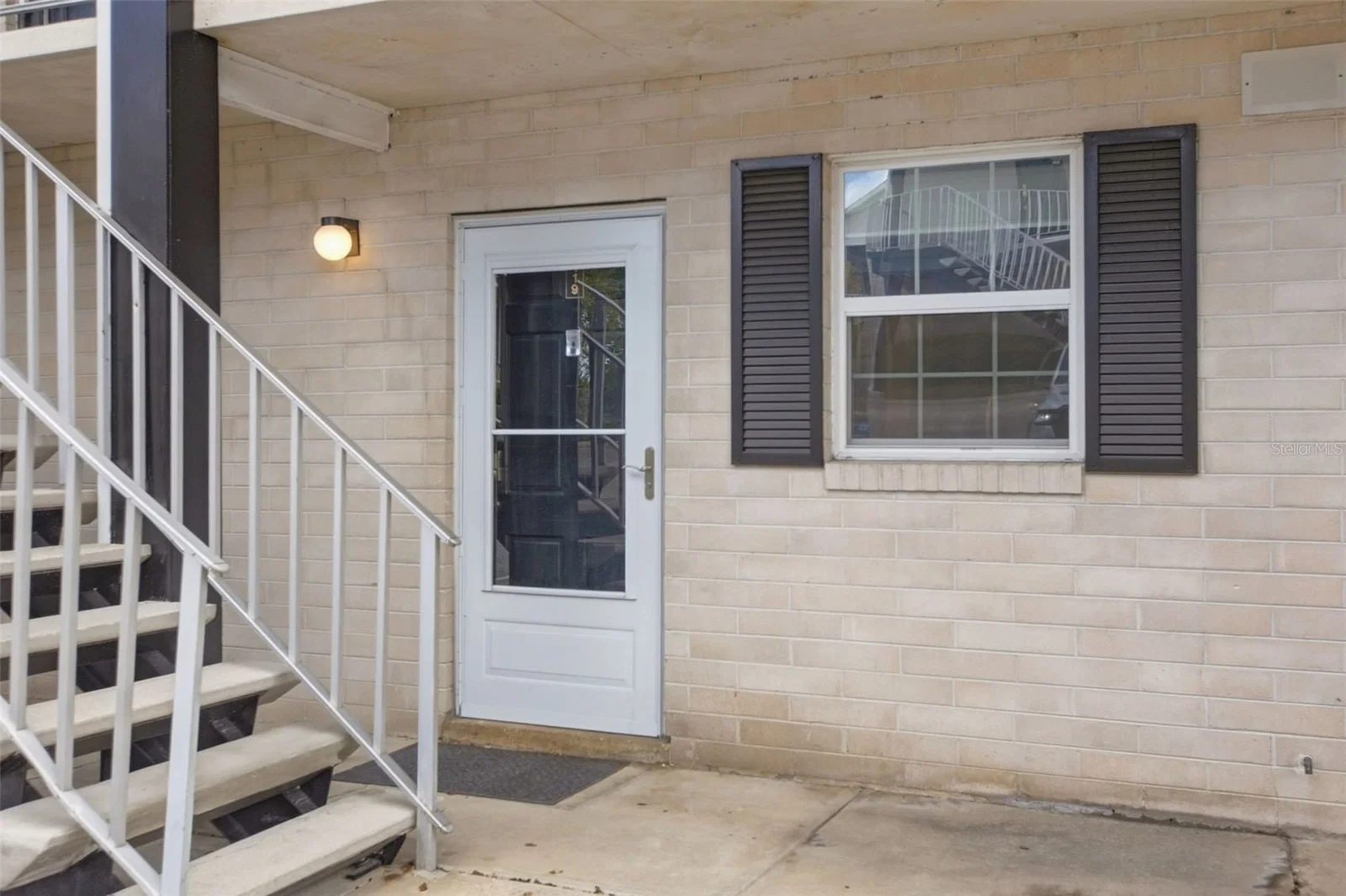 1250 DENNING Drive #119
