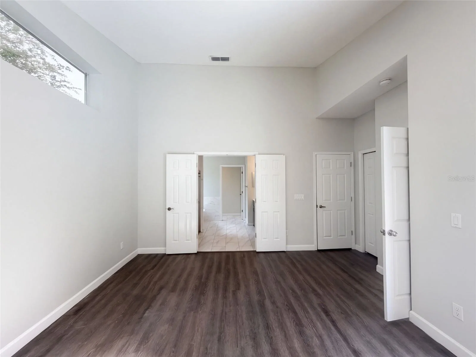 Photo 4 of 2772 RIVER RIDGE Drive