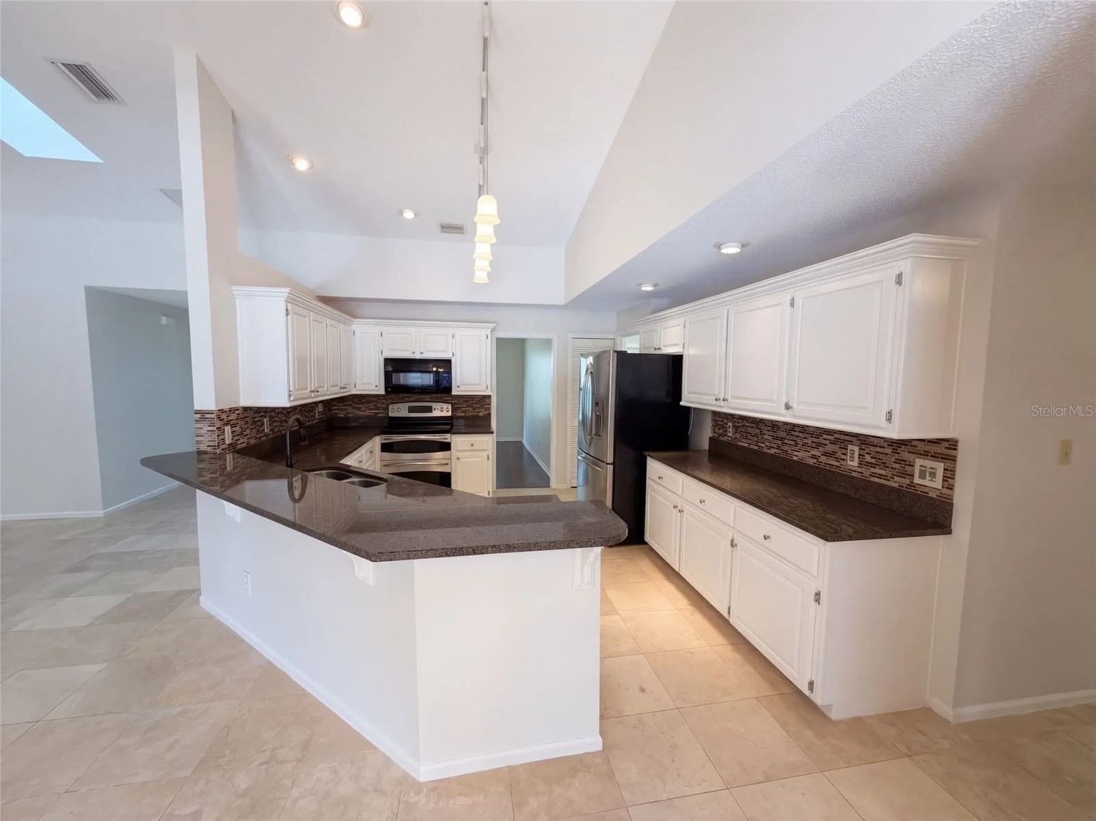3339 PAISLEY Circle