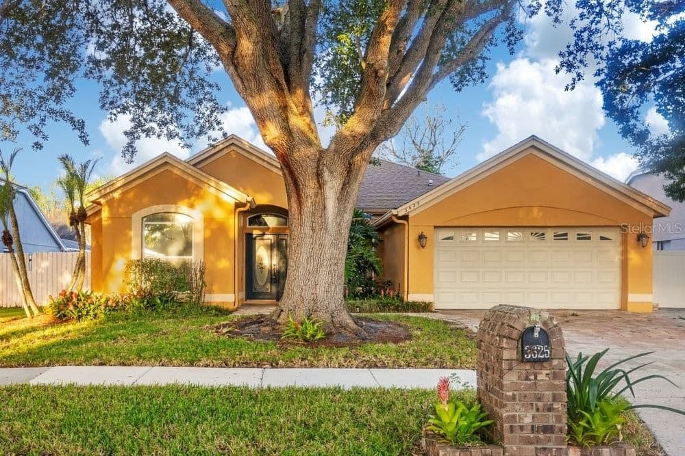 3625 GATLIN PLACE Circle