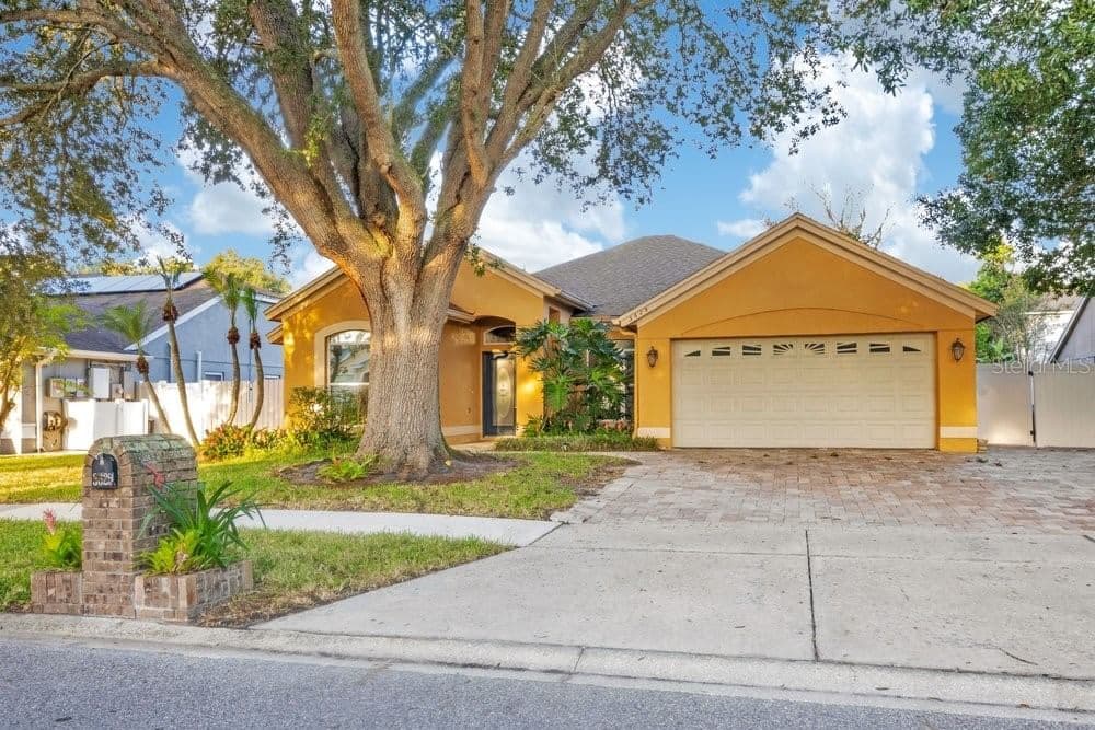 3625 GATLIN PLACE Circle