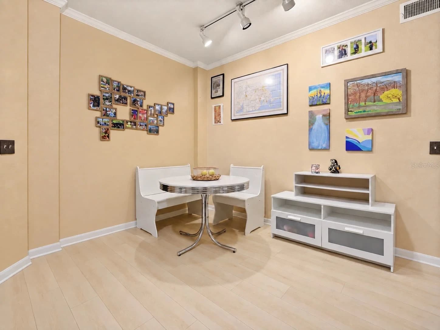 860 ORANGE Avenue #323