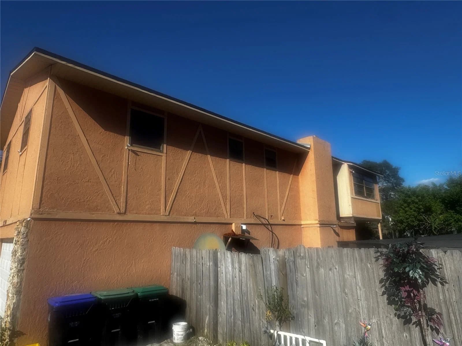 5300 FERNHILL Court