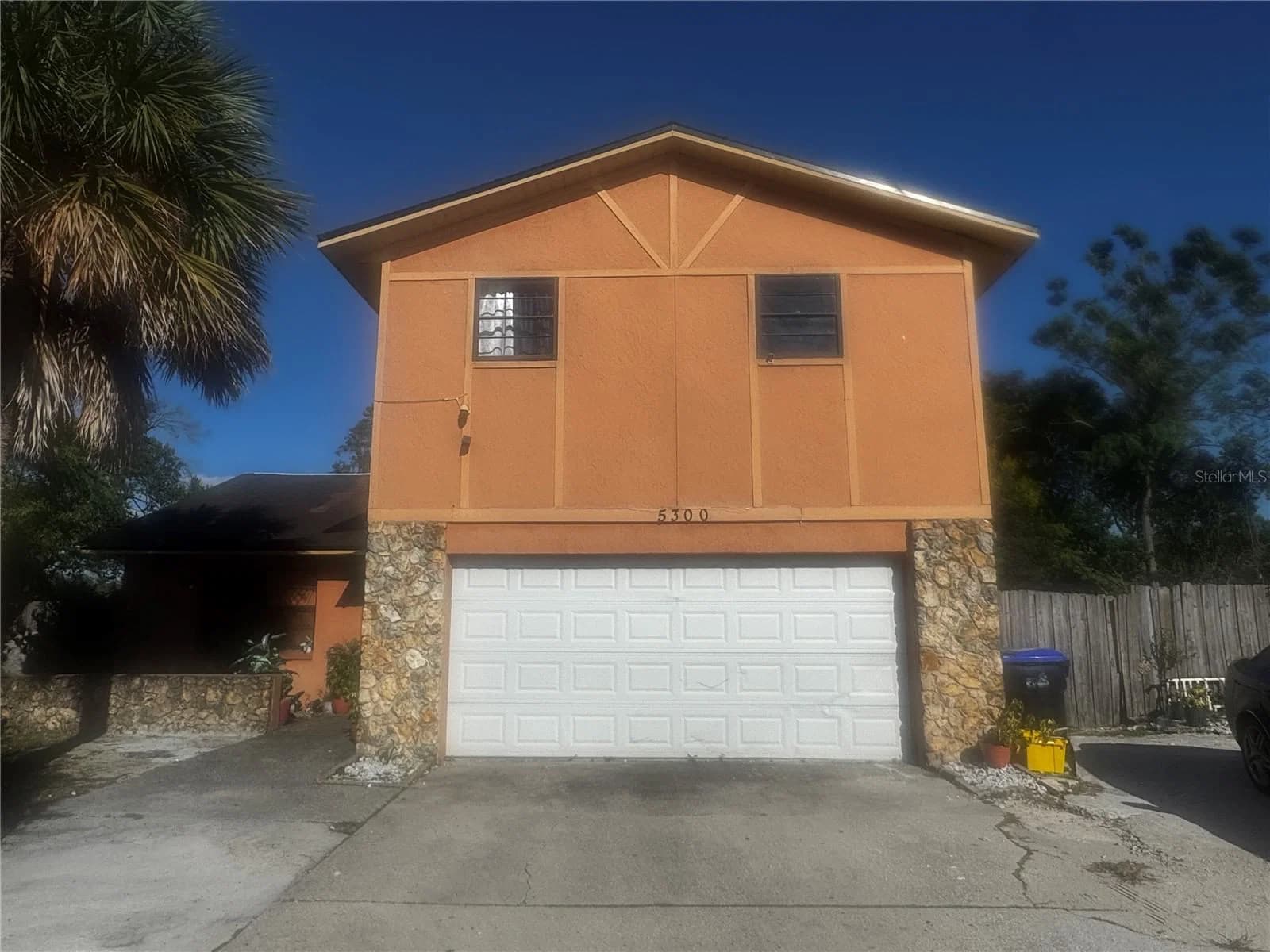 5300 FERNHILL Court