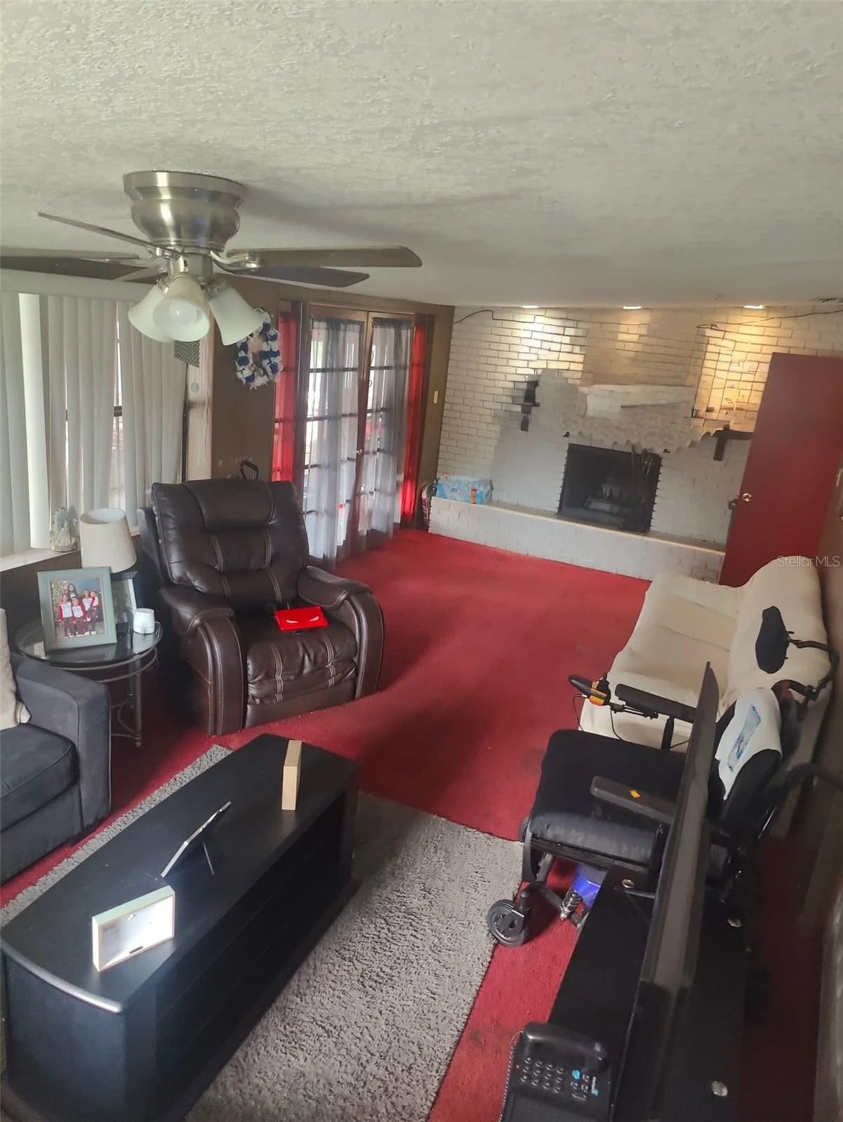 Photo 4 of 1535 DALY Street