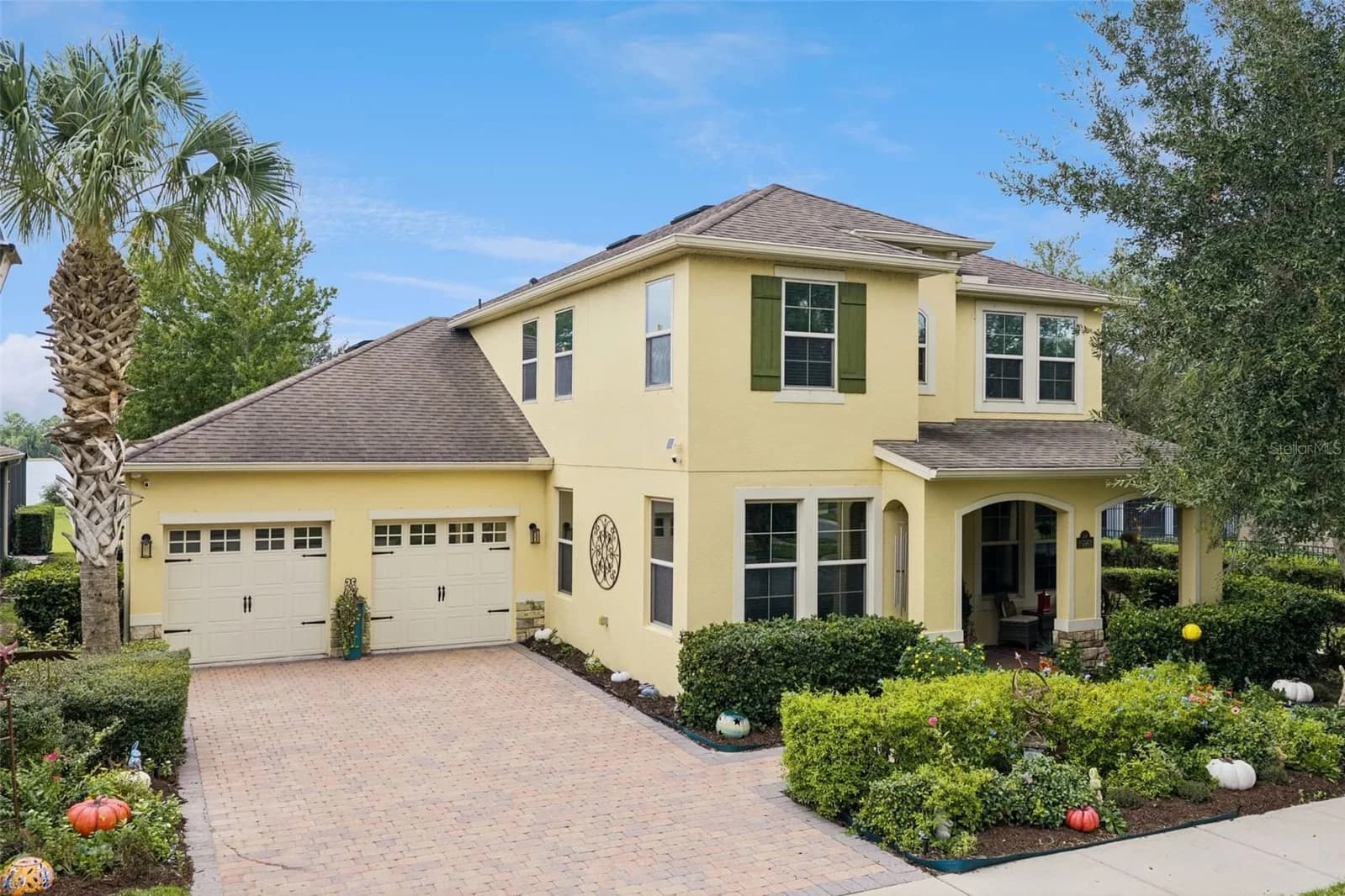 Photo 5 of 15562 WATERLEIGH COVE Drive