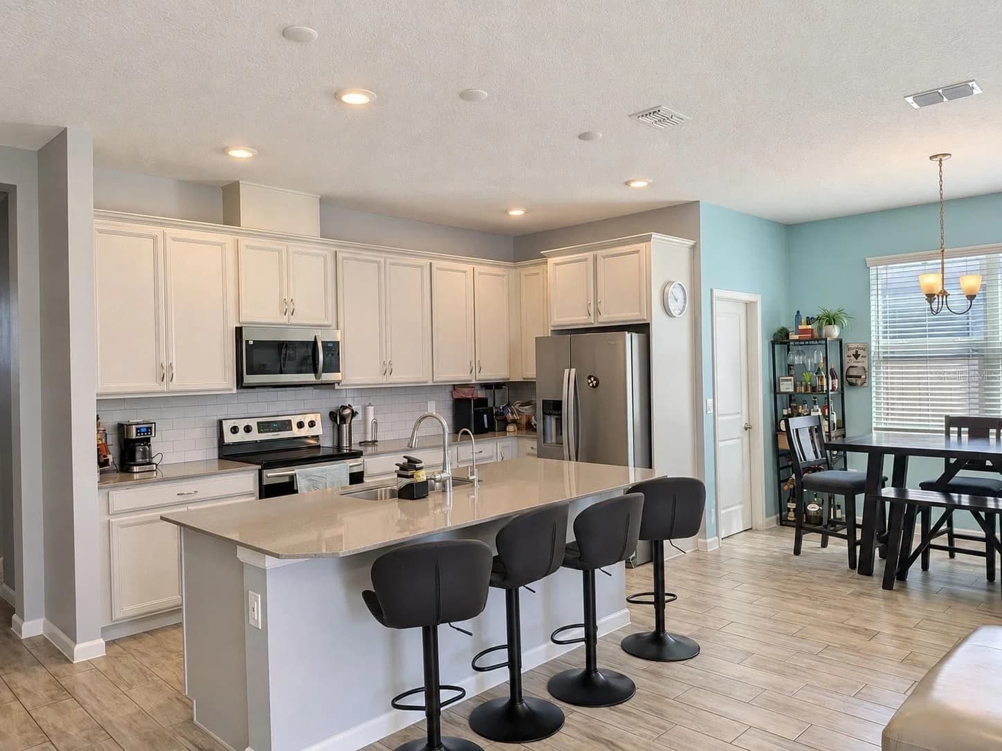 Photo 4 of 2913 BLUESTEM Lane