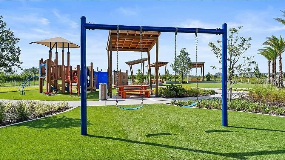 Photo 4 of 6609 WILLOW VIEW Avenue