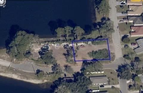 402 RONNIE Circle
