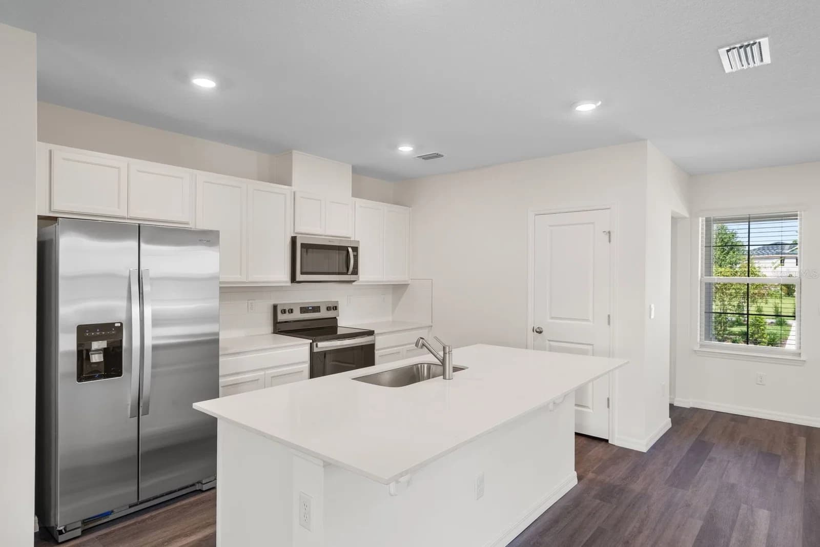 Photo 4 of 12044 SHINE VIEW Lane