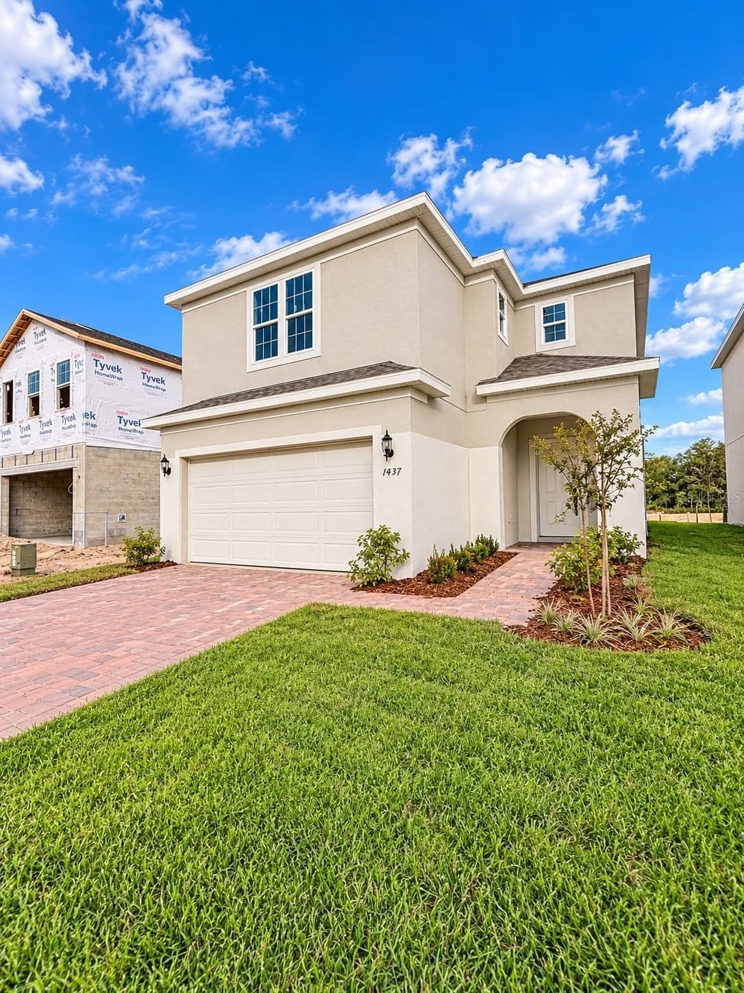1437 SAWGRASS HAMMOCK Lane