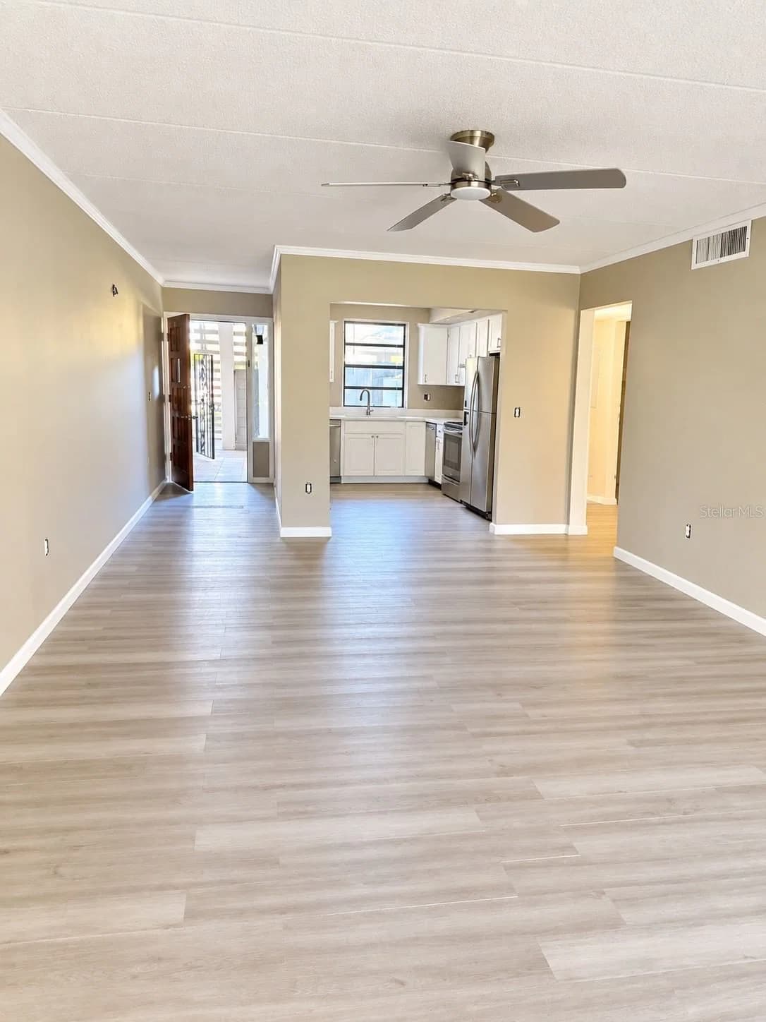 5228 CYPRESS CREEK Drive #105