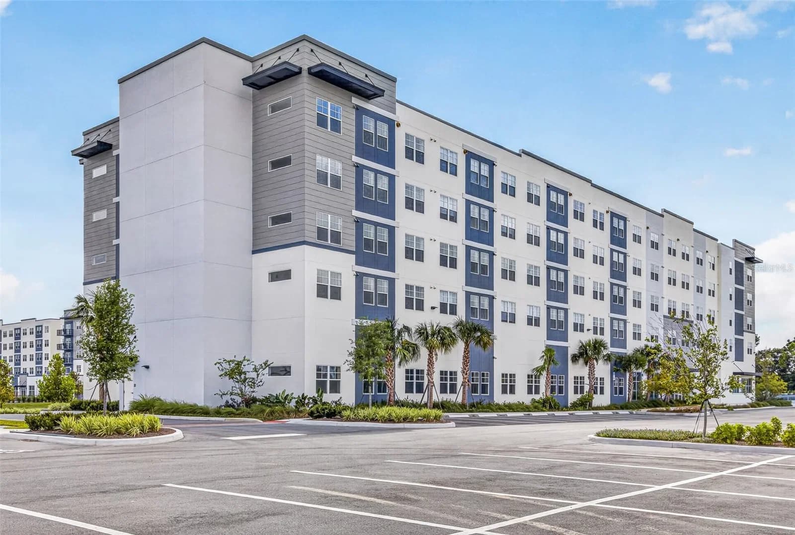 5563 MILLENIA PARK BLVD #417