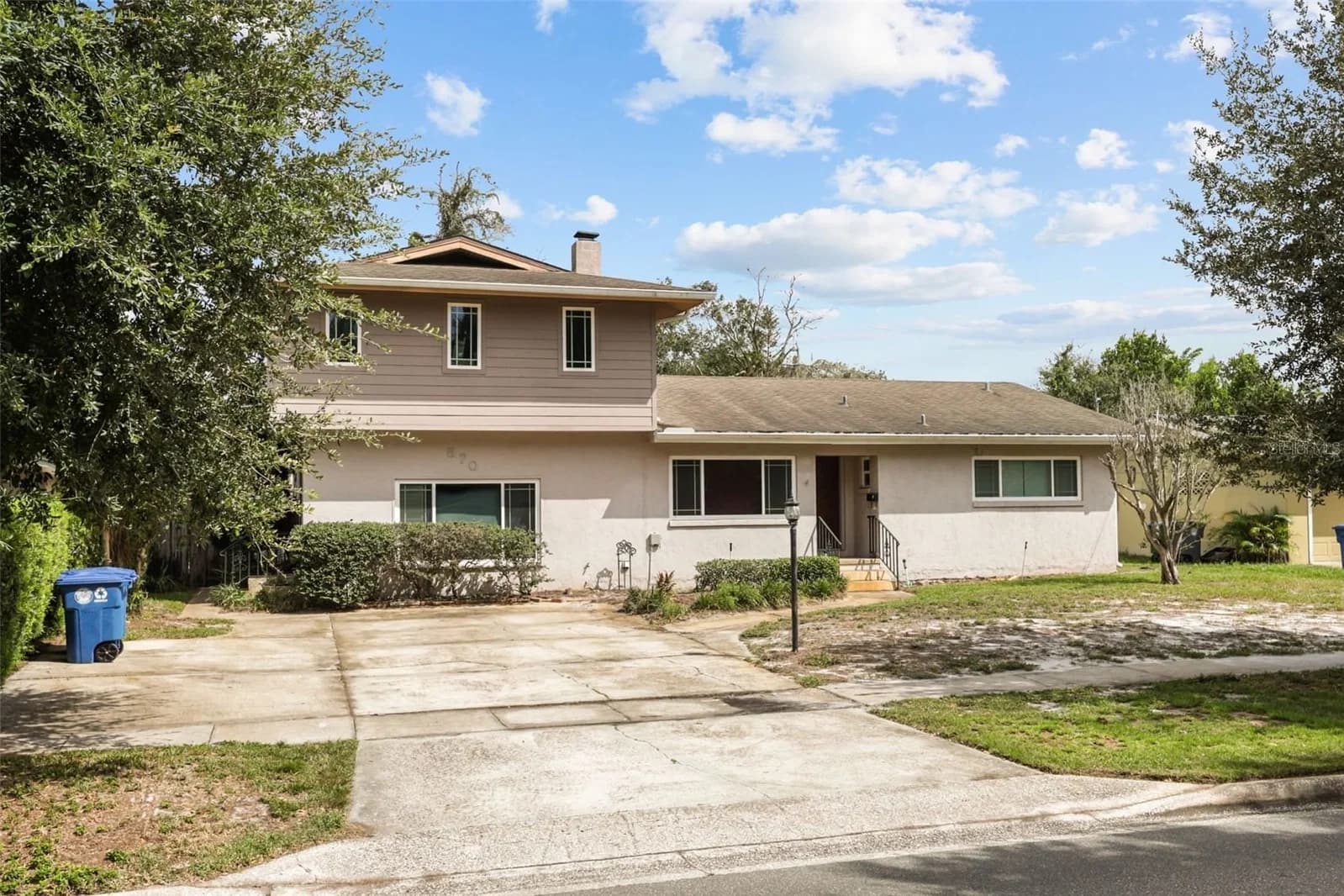 870 PHELPS Avenue