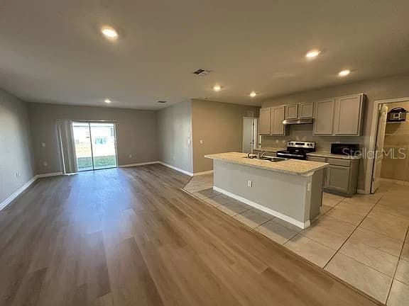 1448 BERRY Lane