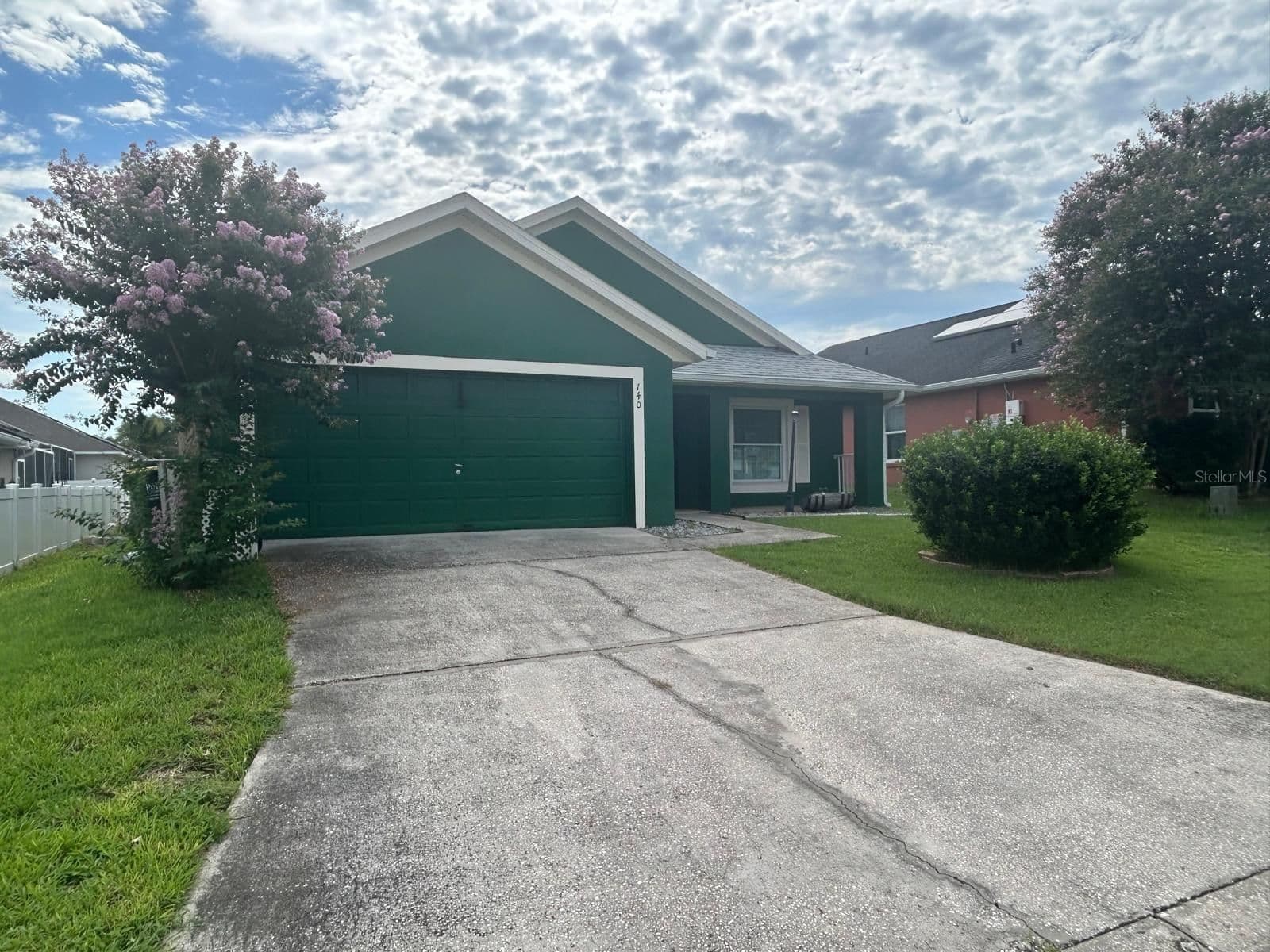 140 THORNE MEADOW Pass